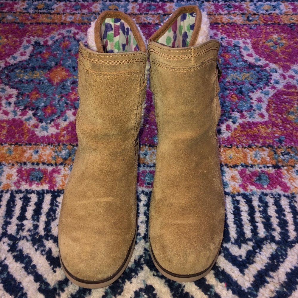 Ugg Jayla Boots - Picture 6 of 10